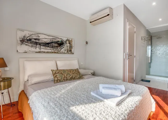 Traviata Villa *