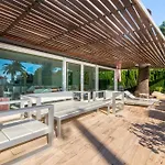 Traviata Villa