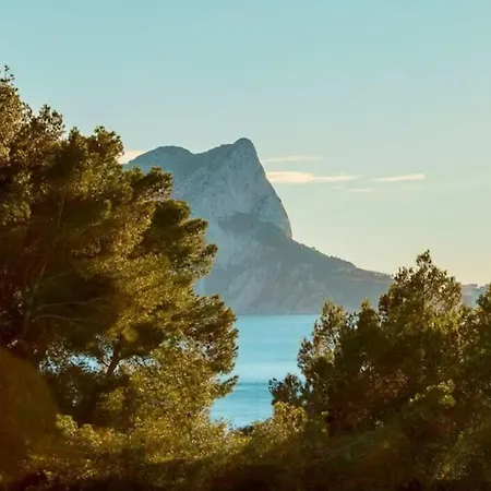 Traviata Villa