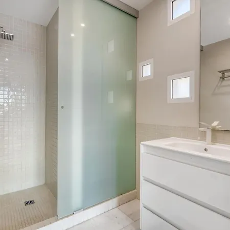 Traviata 别墅 Cap Blanc